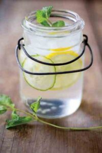 12 Uses for Mason Jars Image